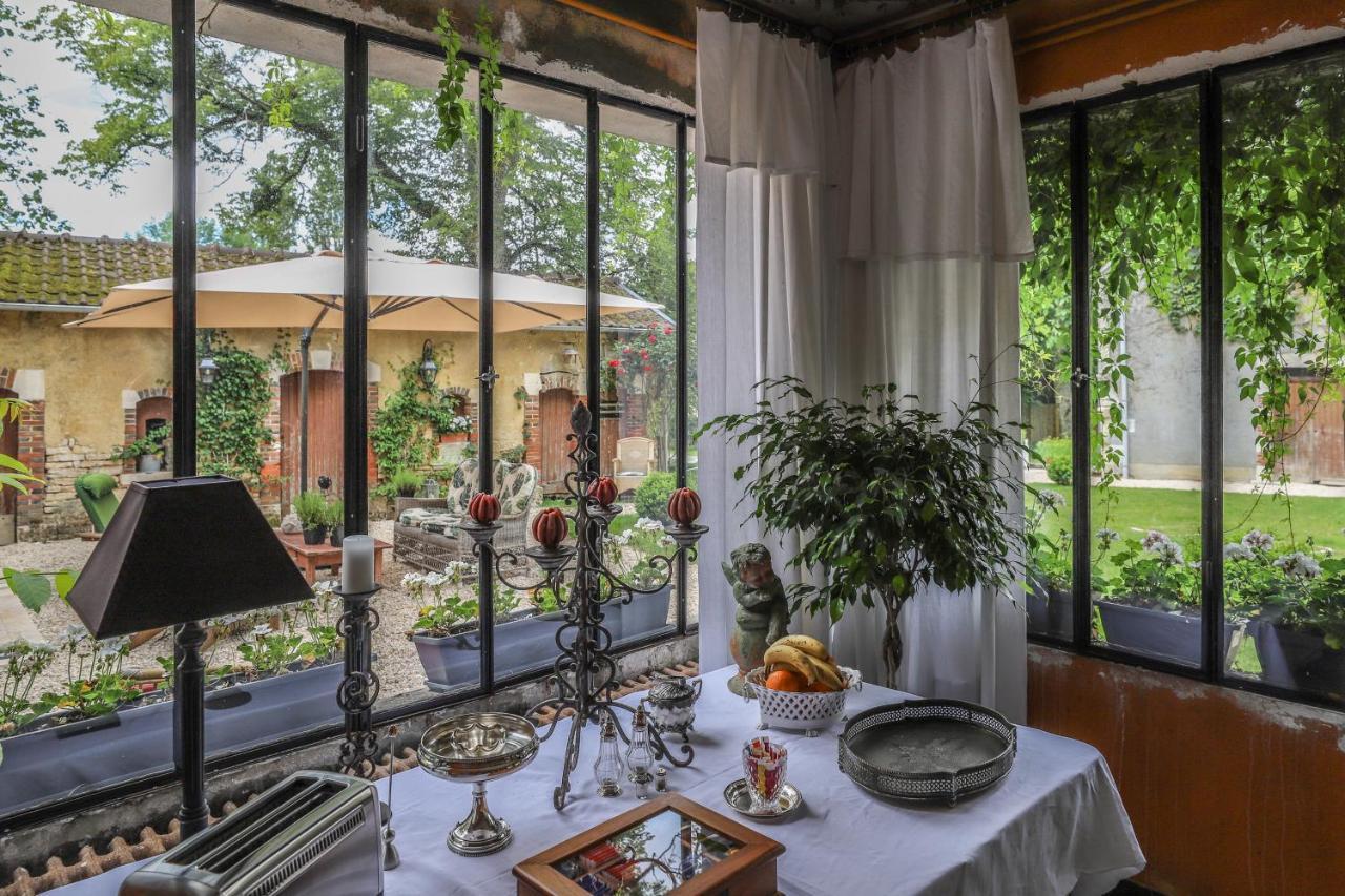 Manoir De La Croix Saint Louis "Luxury Guest House" Taingy Ngoại thất bức ảnh